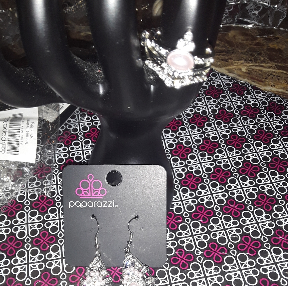 Paparazzi accessories set
